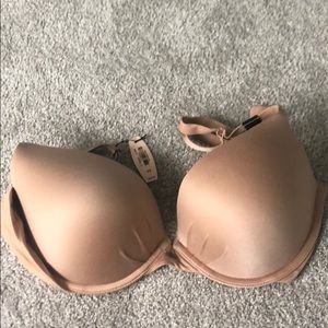 Brand new Victoria secret nude plunge bra
